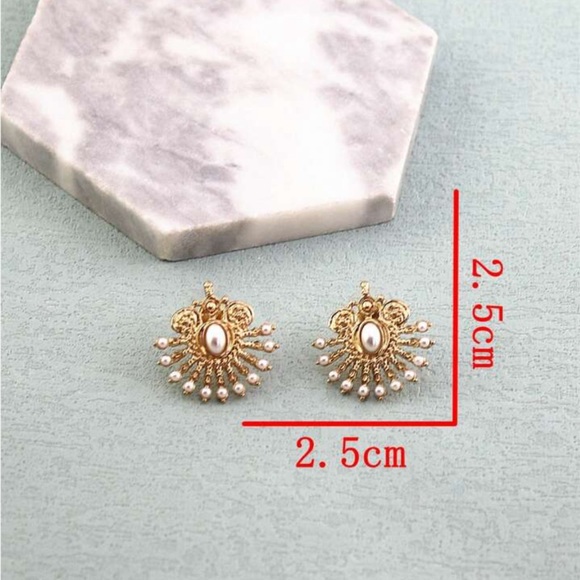 ⭐️ Firm Price ⭐️ Bundle Fashion Earrings - Picture 12 of 12